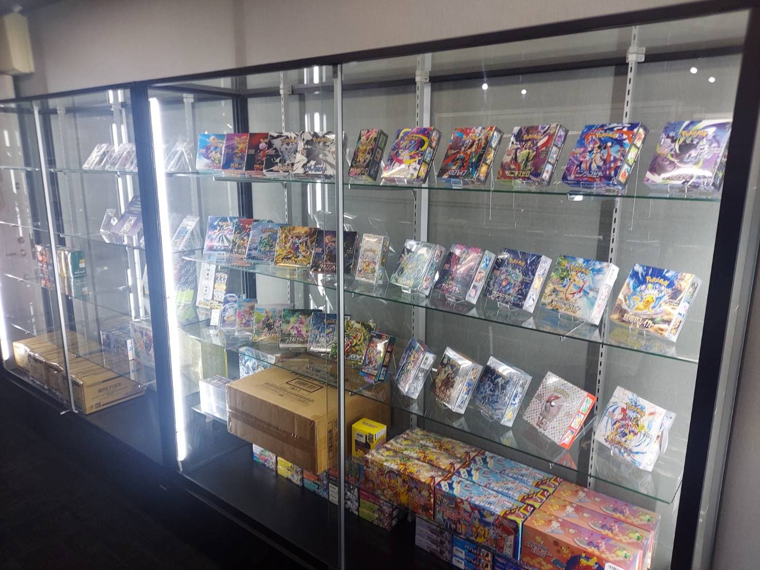 カードショップ Allium 店舗内装